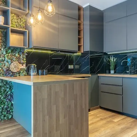 Apartament Brick & Garden - Next To Malta *